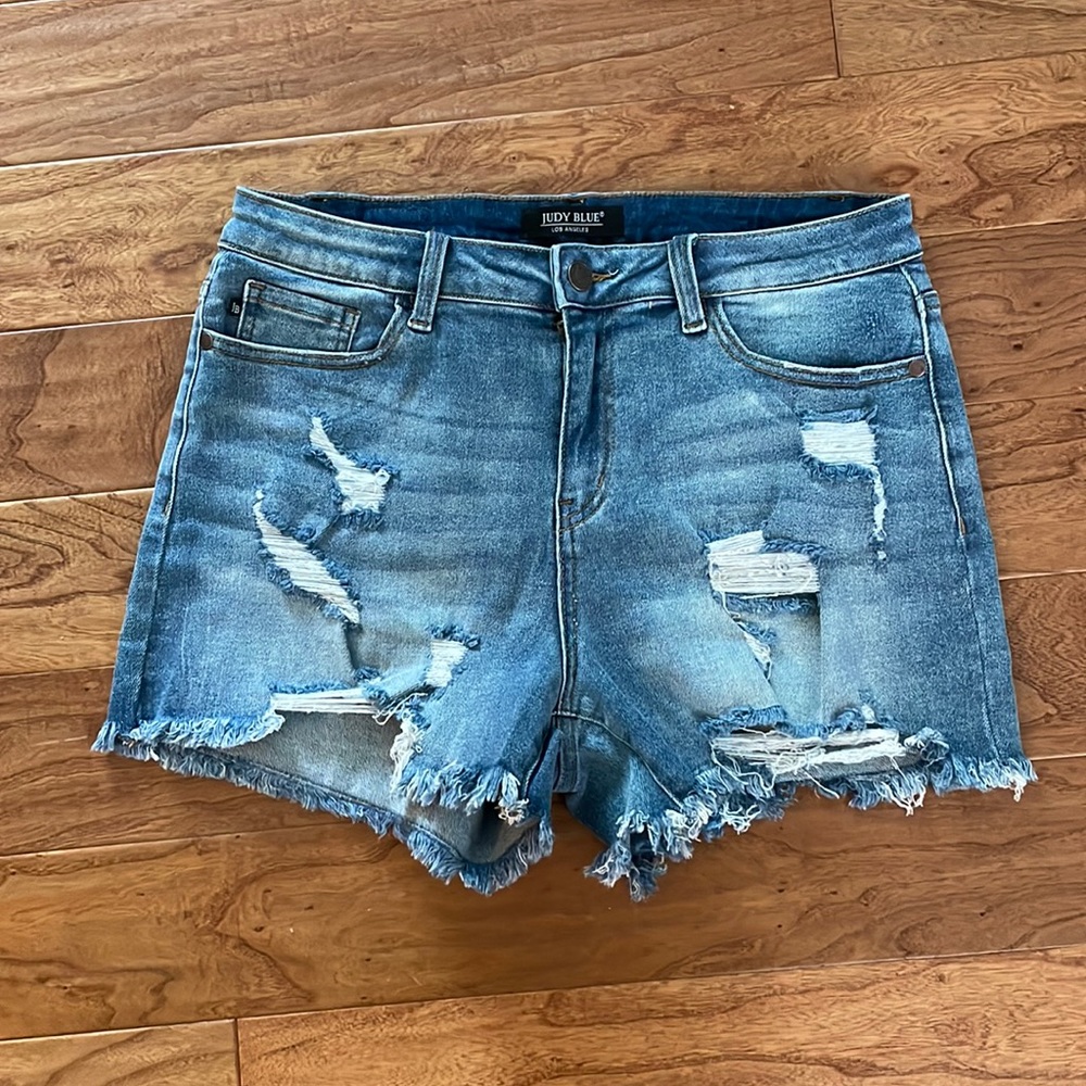 Judy Blue denim shorts